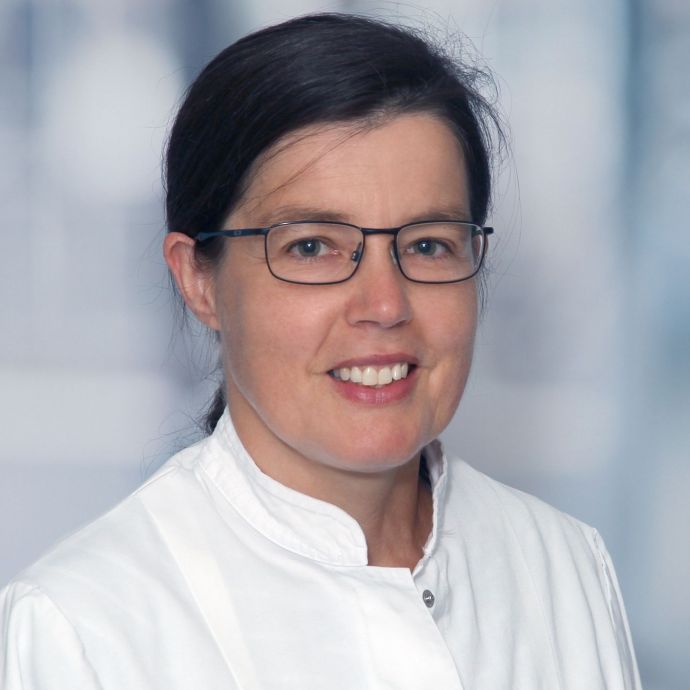 Prof. Dr. med. Ruth Ladurner