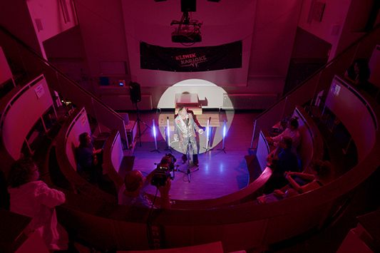 DTK beim Karaoke im Hörsaal