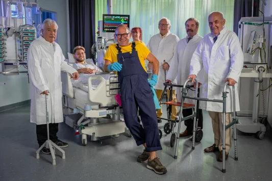 Alt Professoren am Krankenbett