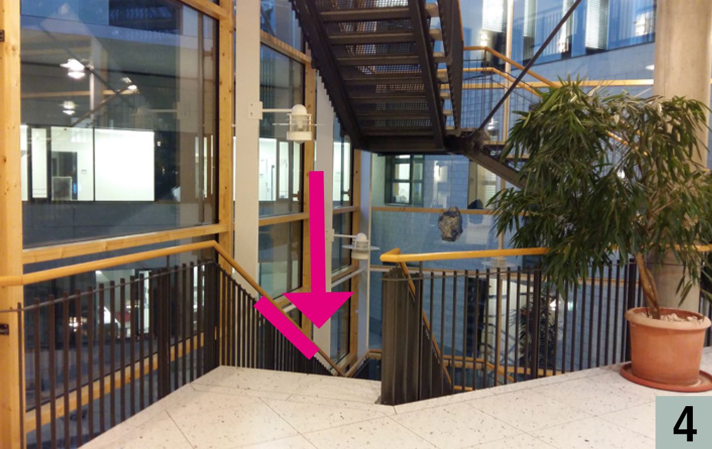 Treppenhaus der Augenklinik