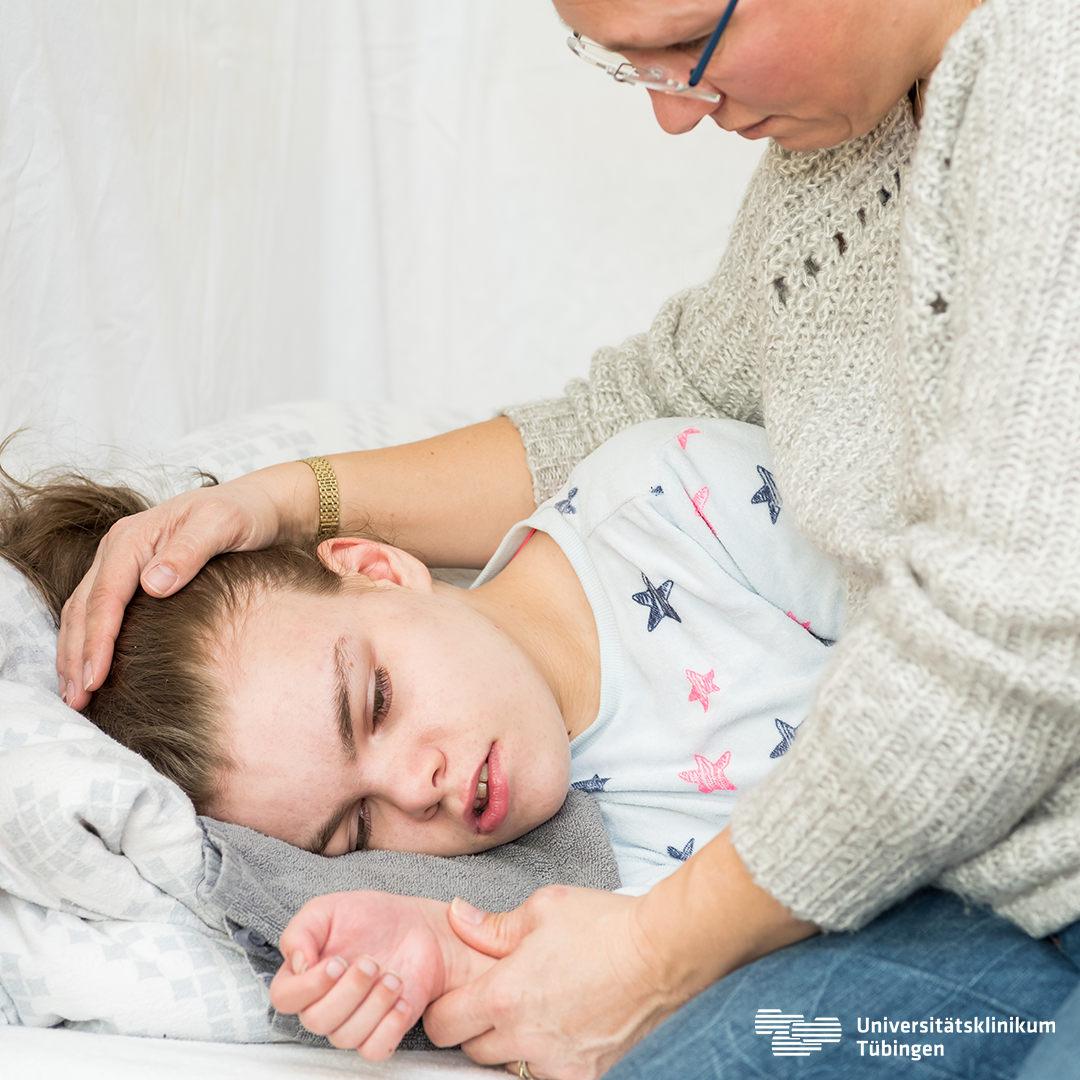 Kind mit epileptischen Anfall
