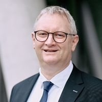 Porträt Prof. Dr. Bernd Pichler