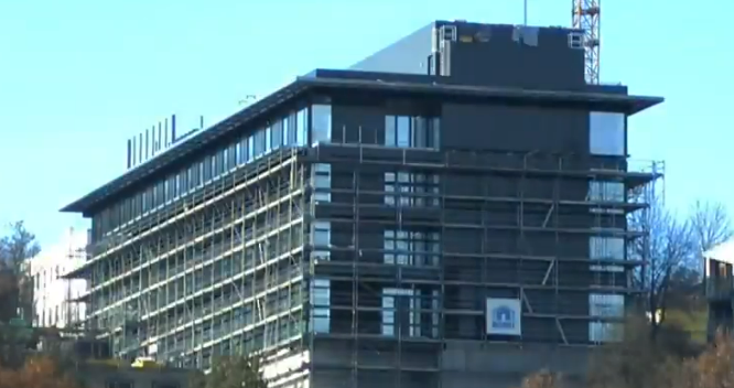 Videothumbnail: Außenansicht des Gebäudes