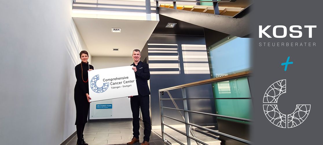 Silke Schnell mit Geschäftsführer Thorsten Kost mit CCC-Schild