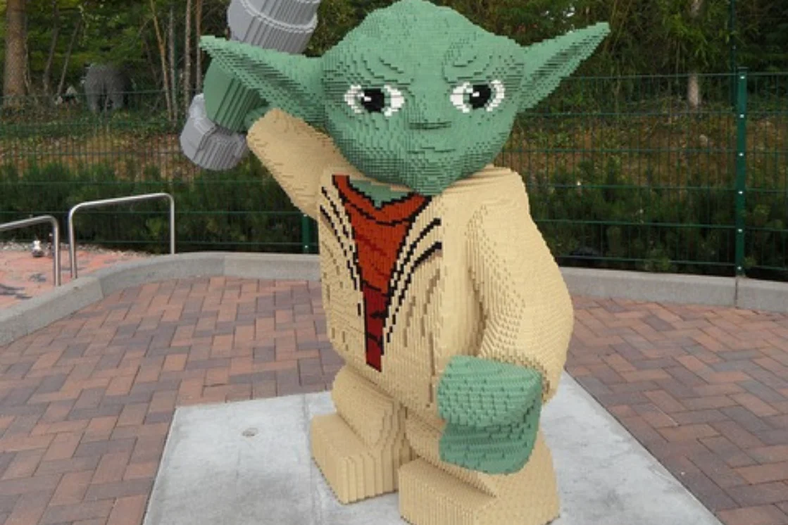 Star Wars-Figur Yoda aus Legosteienen