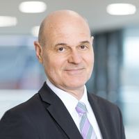 Porträt Prof. Dr. med. Peter Kremsner