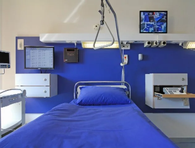 Blick in das Monitoringzimmer
