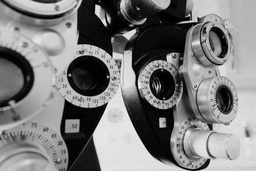 Gerät um Augen zu untersuchen