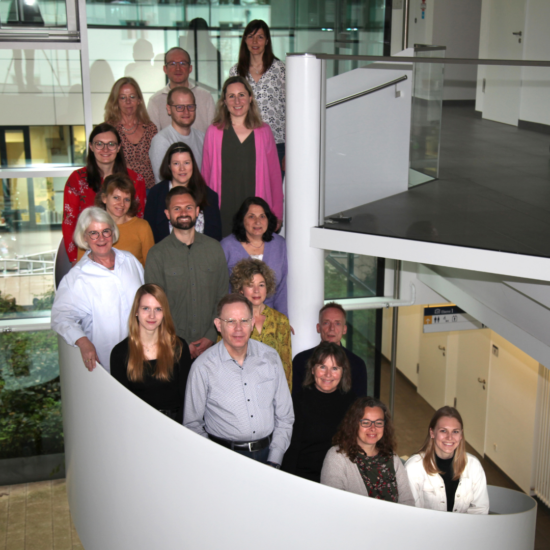 Gruppenfoto auf der Treppe