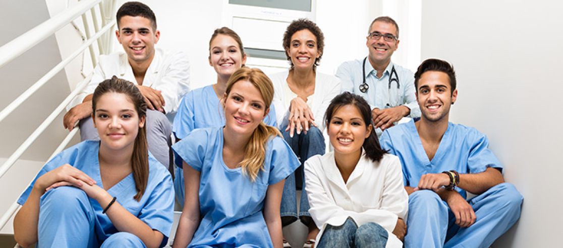 Team Foto im Krankenhaus