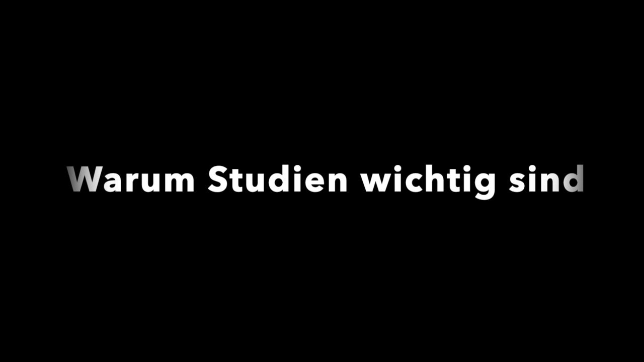 Text Warum Studien wichtig sind in weißer Schrift auf schwarzem Hintergrund