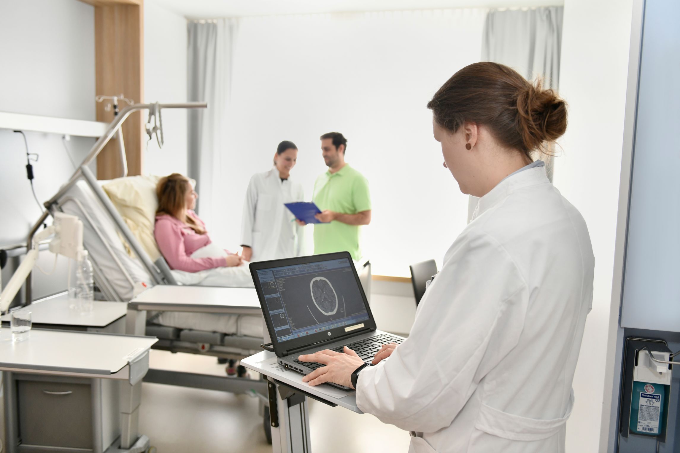 visite auf stationszimmer