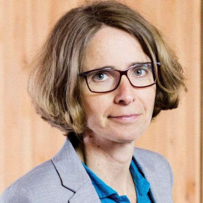 Prof. Dr. med. Stefanie Joos