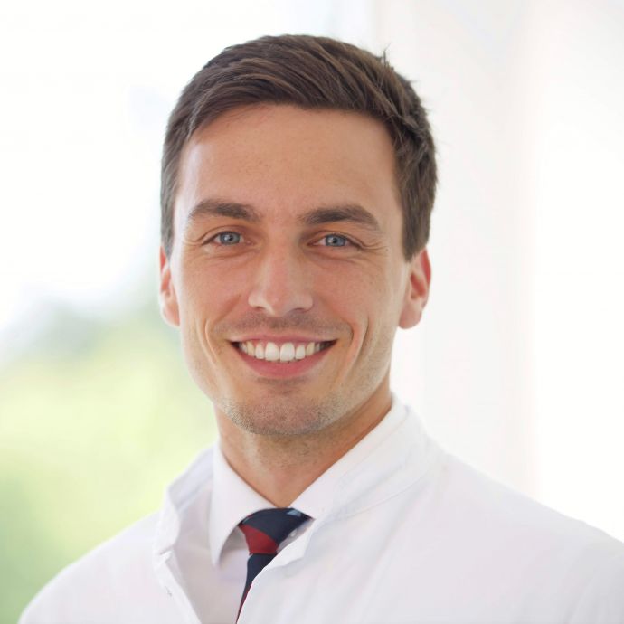 Dr. med. univ. Tobias Spingler