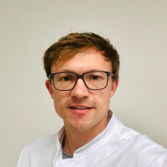 Dr. Sebastian Jonas Saur