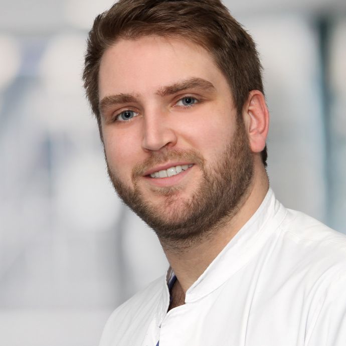 Dr. med. Daniel Essigke