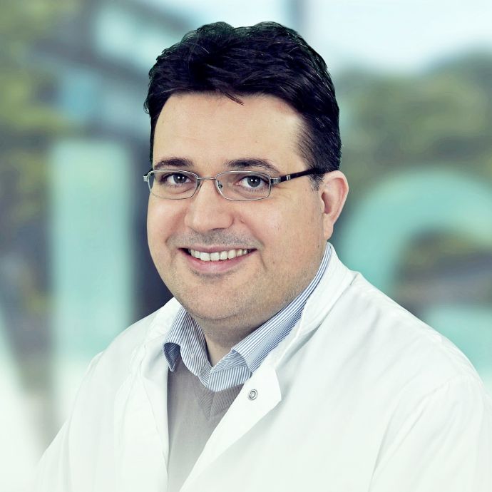 Dr. Tarek Bayyoud