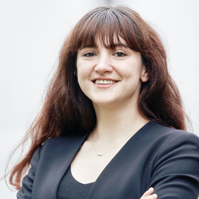  Melek Tutku Özbek