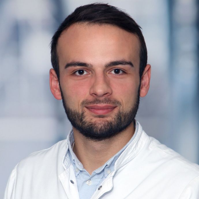 Dr. med. Can Yurttas