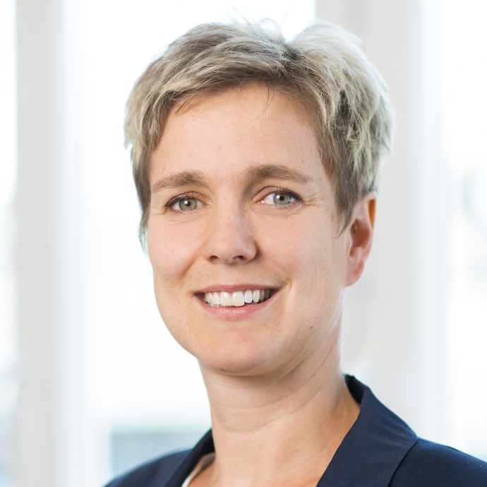 Dr. rer. nat. Carola Reinhard