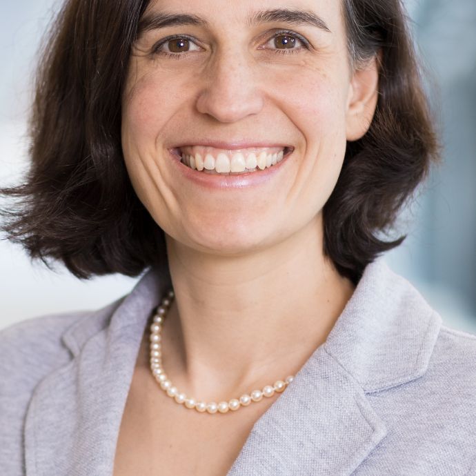 Dr. Nora Rapps