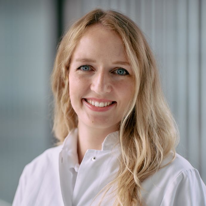 Frau Katharina Häberle