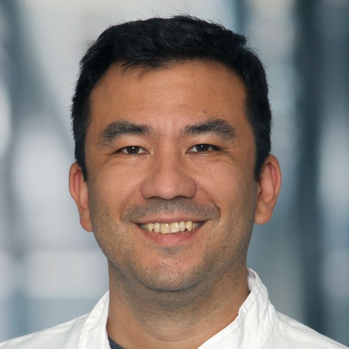 Dr. med. Kristian-Christos Ngamsri
