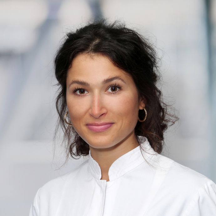 Dr. medic Elena Stingu, M. Sc.