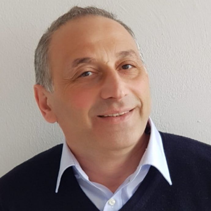 Dr. sc. hum. Dipl.-Phys. Petros Martirosian
