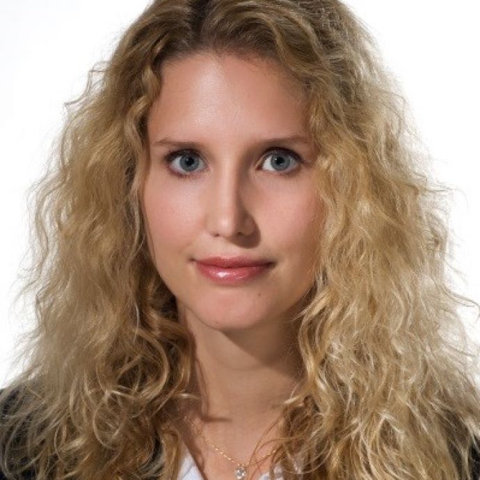 Frau Dr. med. Daniela Lenders