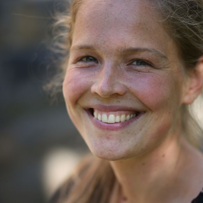 Dr. Leona Hellwig