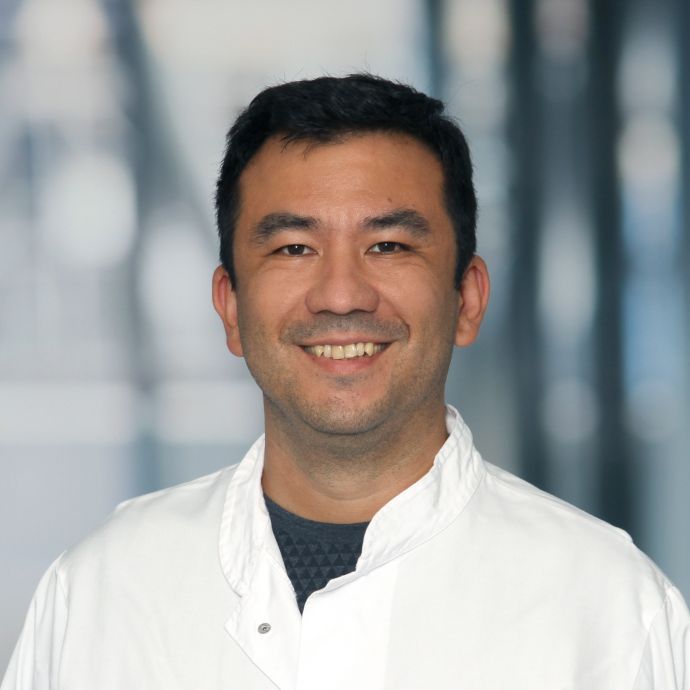 Dr. med. Kristian-Christos Ngamsri