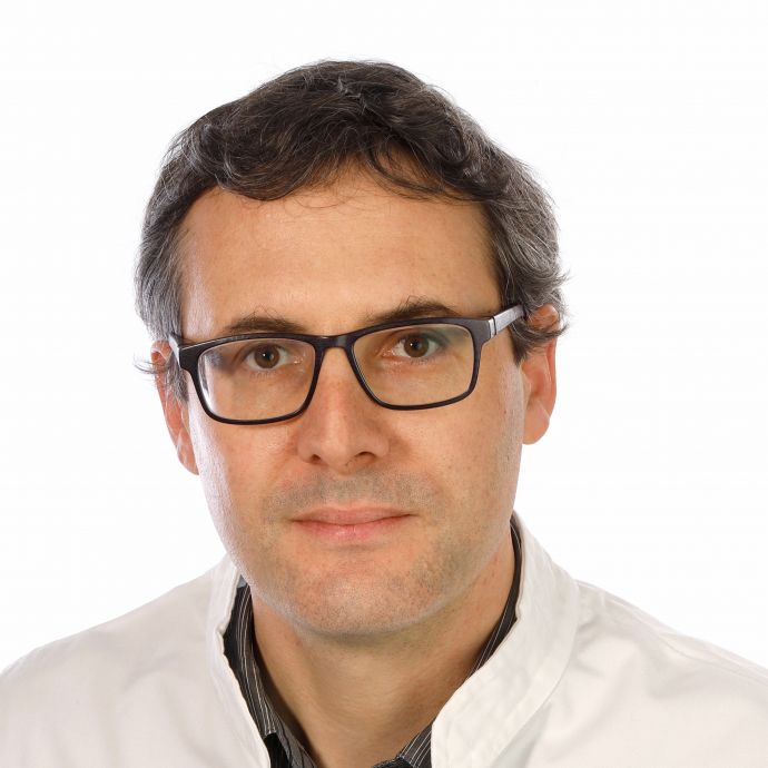 Prof. Dr. Lukas Flatz