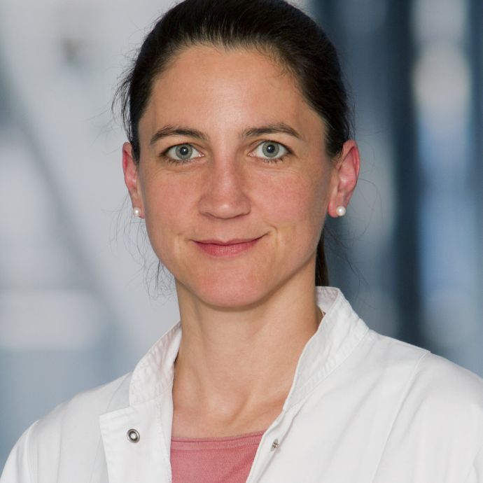 Dr. med. Claire Bamberg