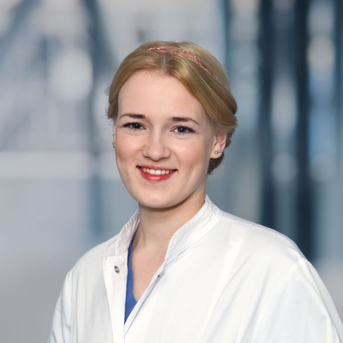 Dr. med. Nora Banet, geb. Knoblich