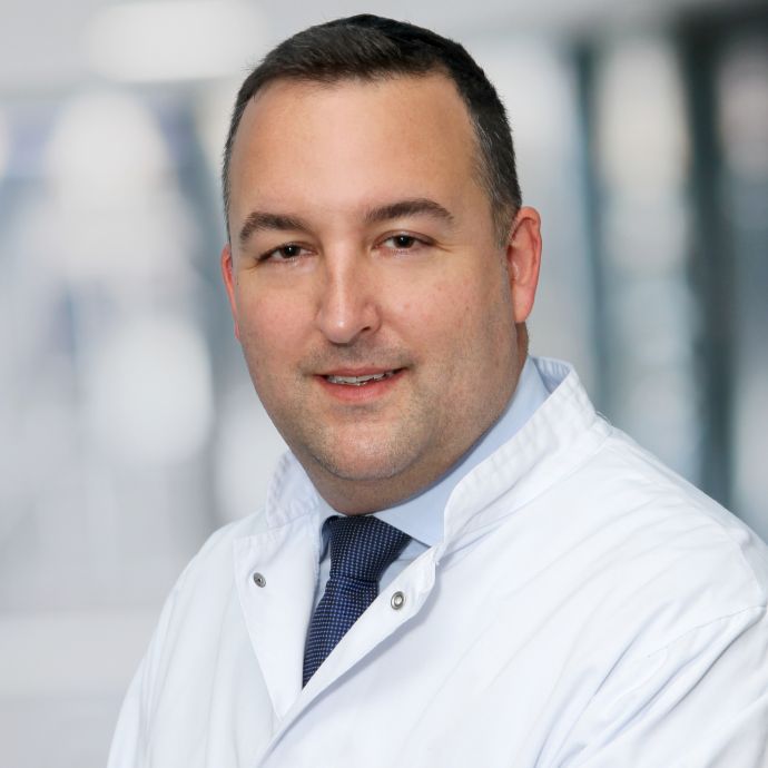 Herr Dr. med. Stefan Reichert