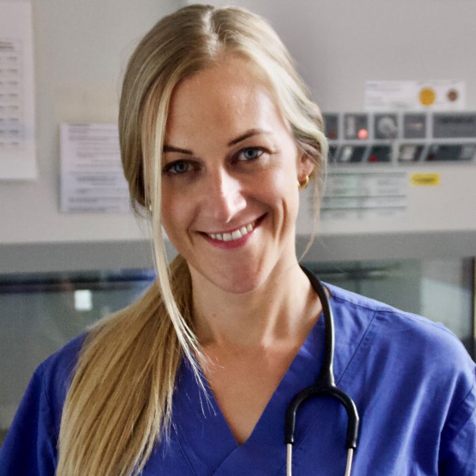 Dr. Bianca Haase