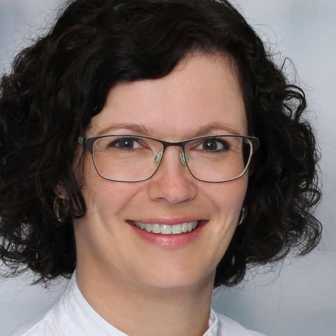 Dr. Silke Ethofer