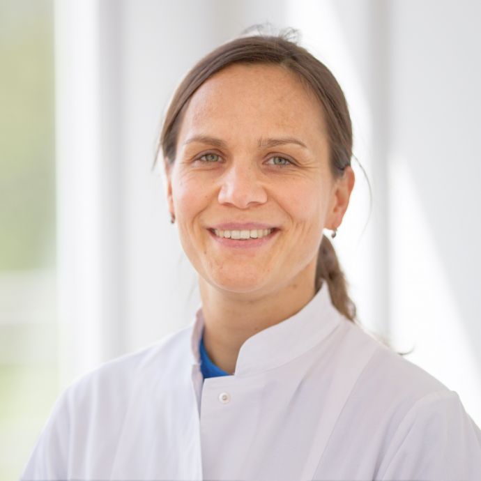 Dr. med. univ. Julia Dienes
