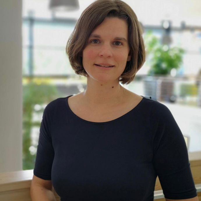 Dr. Kerstin Velten-Schurian