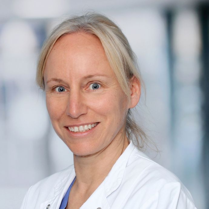 Dr. med. Katja Hindler, MHBA