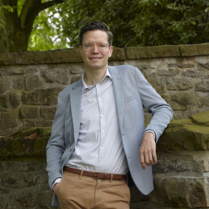 Prof. Dr. Holger Cramer