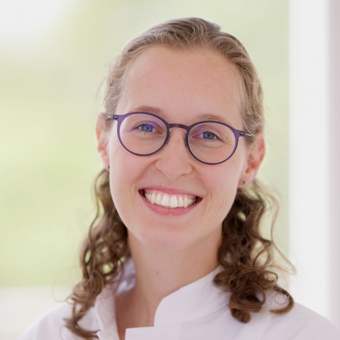 Dr. med. Annett Spogis