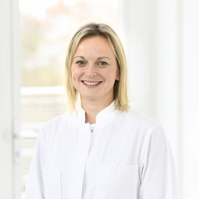 Dr. med. Stephanie Hübner