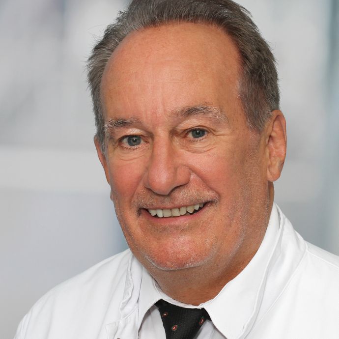 Herr Prof. Dr.med. Dr.h.c. mult. FRCS Jens Rassweiler