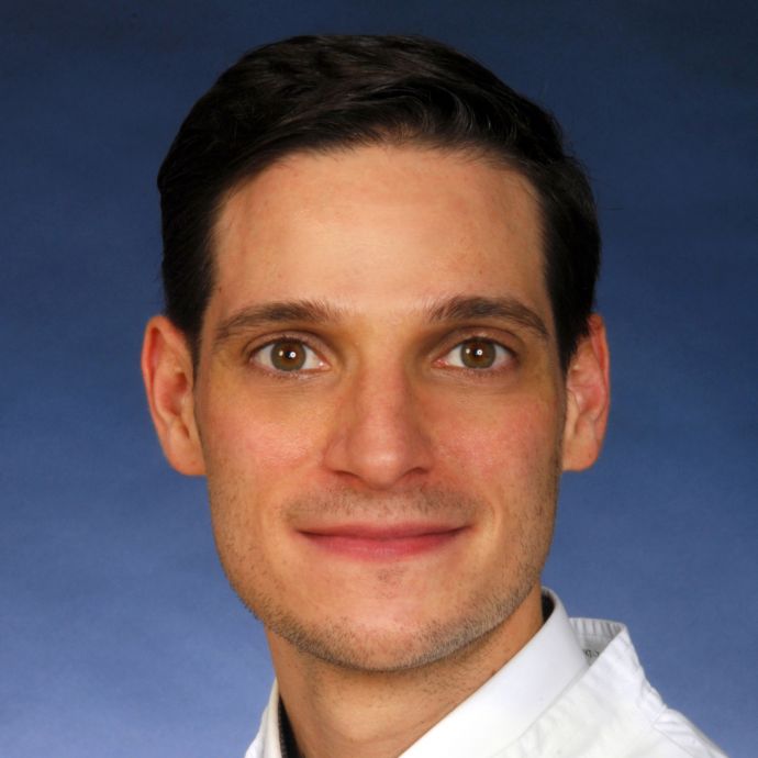 PD Dr. Dr. Andreas Naros
