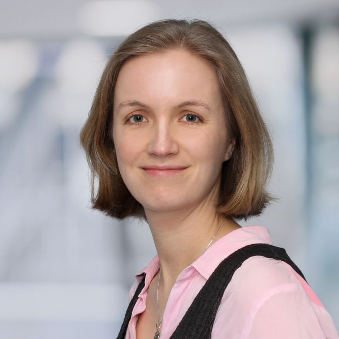 Dr. Carolin Thurner