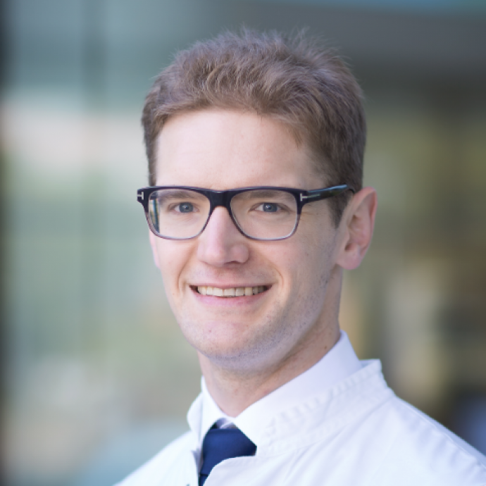 Dr. med. Roland Bader