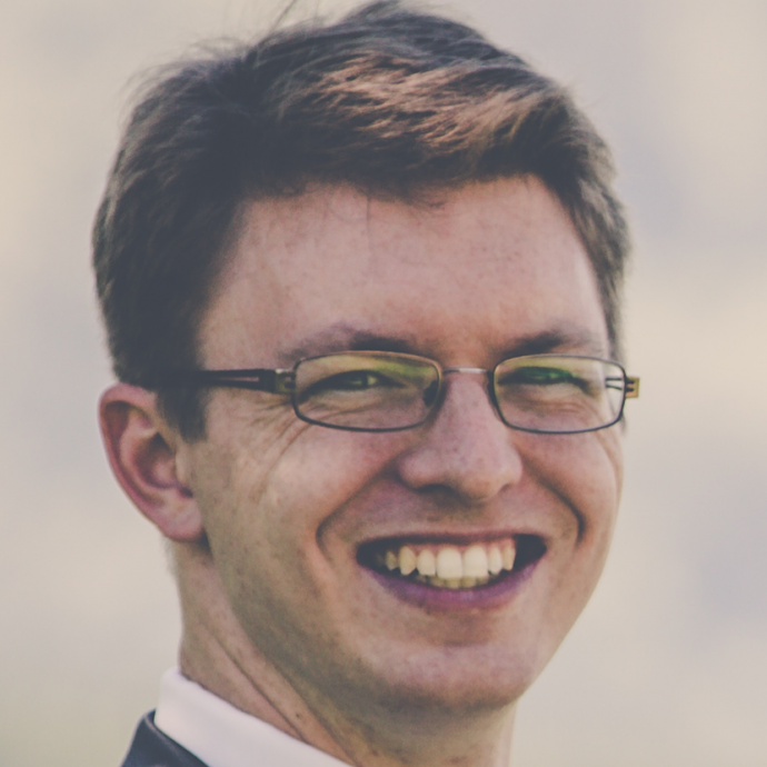 Dr. Frieder Kiefer