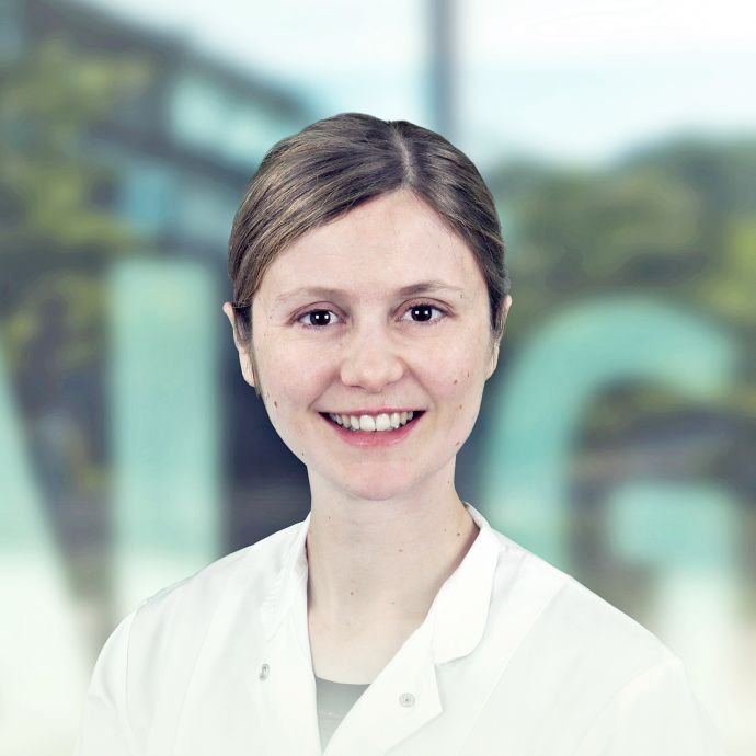 Dr. Alexandra Schweig